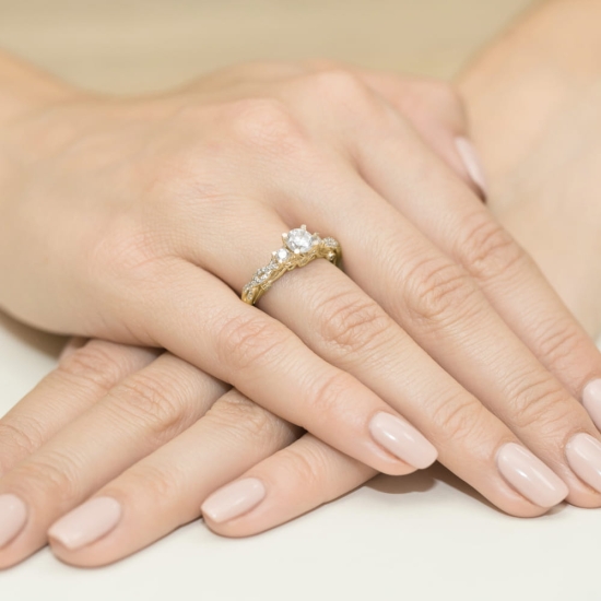 Pierścionek Diament 0,70ct żółte złoto