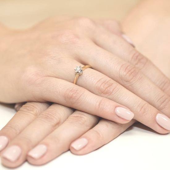 Pierścionek Diament 0,23ct żółte złoto