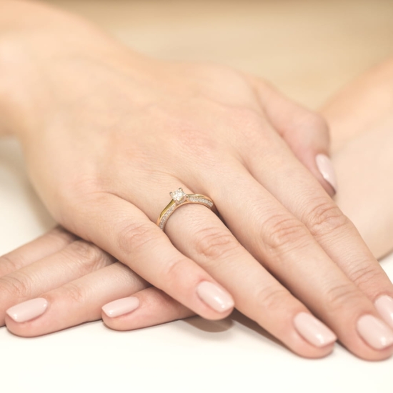 Pierścionek Diament 0,30ct żółte złoto