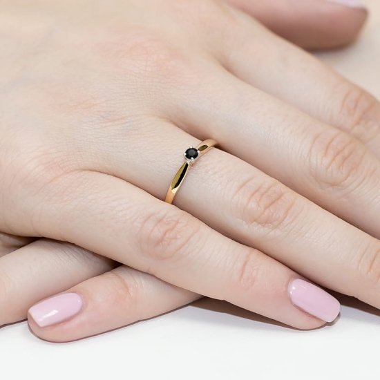 Pierścionek z Czarnym Diamentem 0,12ct złoto